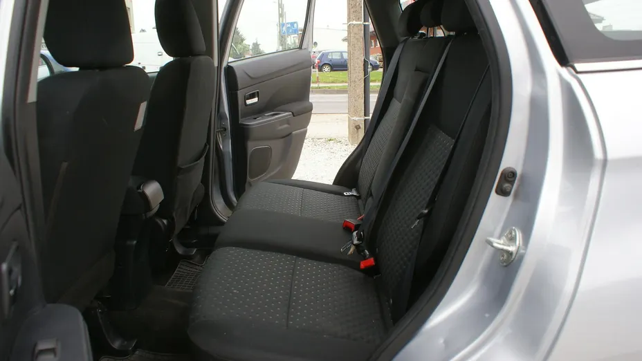 MITSUBISHI ASX -