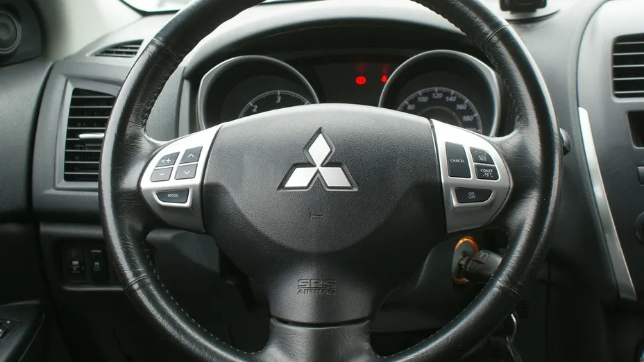 MITSUBISHI ASX -