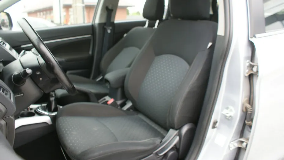 MITSUBISHI ASX -