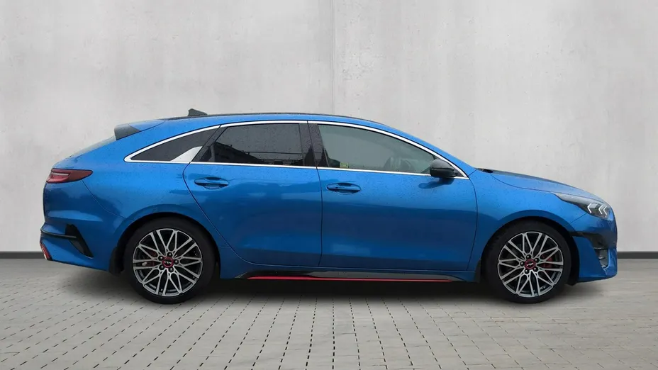 KIA ProCeed -