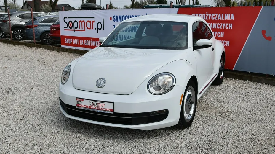 VOLKSWAGEN New Beetle -