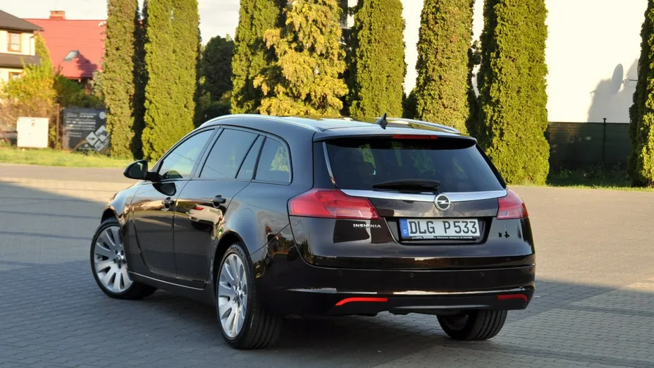 OPEL Insignia -