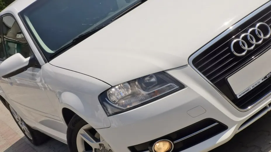 AUDI A3 -