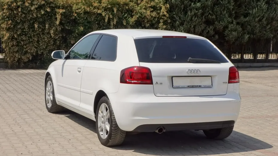 AUDI A3 -