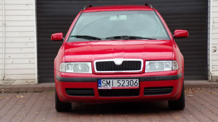 SKODA Octavia -