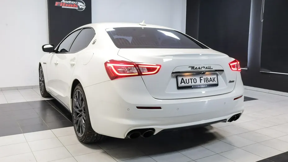 MASERATI Ghibli -