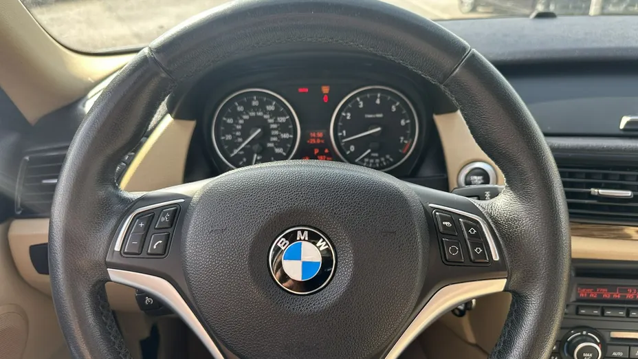BMW X1 -