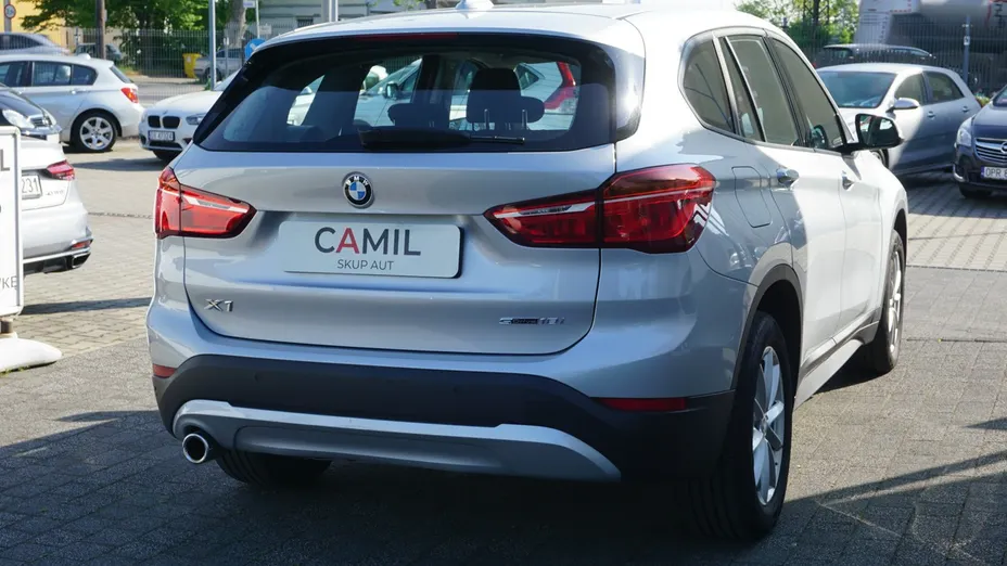 BMW X1 -
