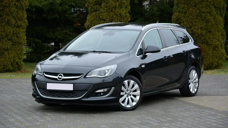 OPEL Astra -