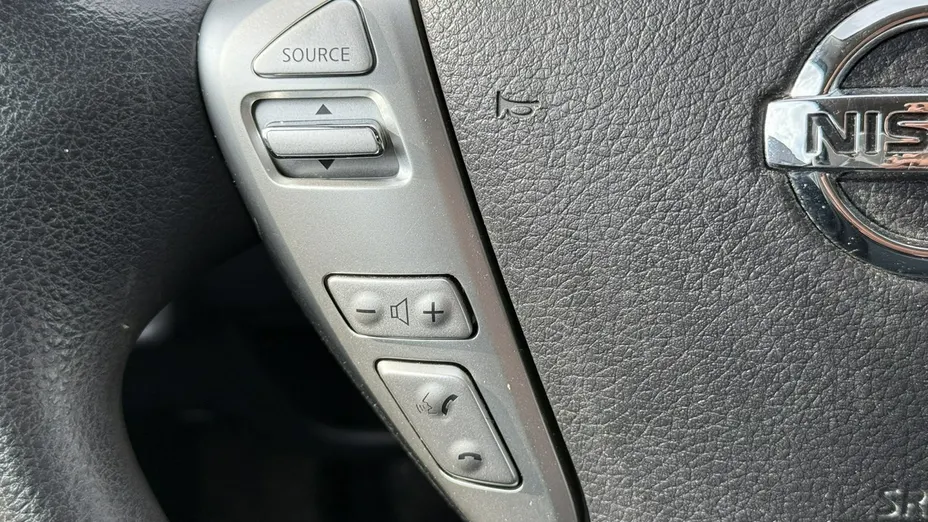 NISSAN Note -