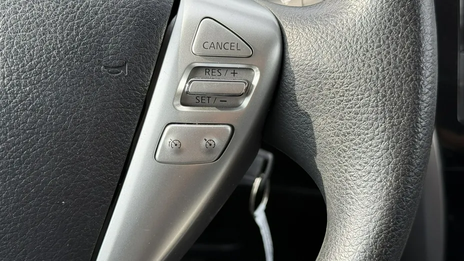 NISSAN Note -