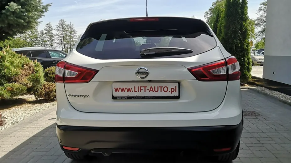 NISSAN Qashqai -