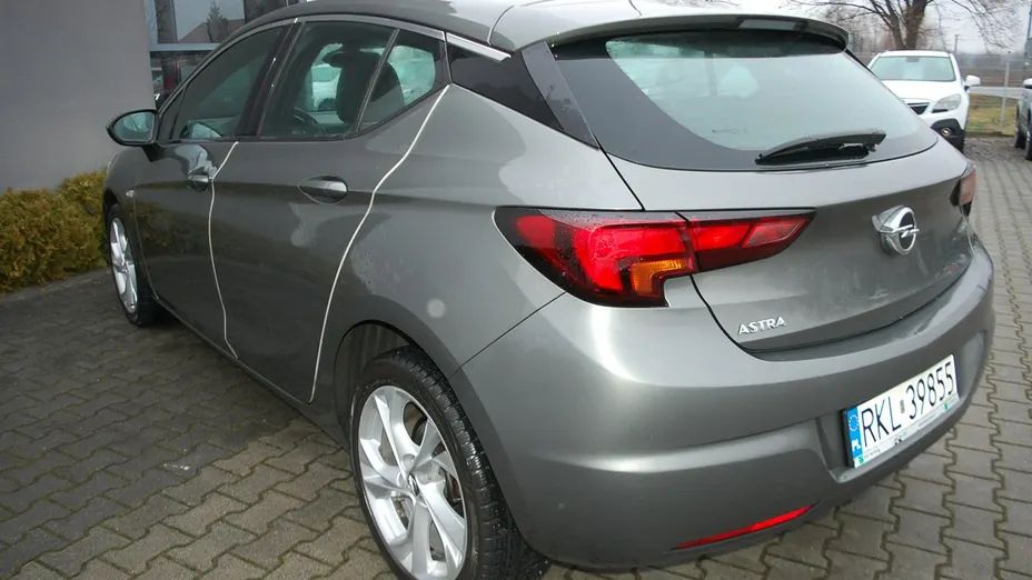 OPEL Astra -