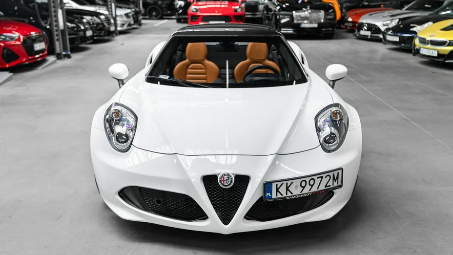 ALFA ROMEO 4C -
