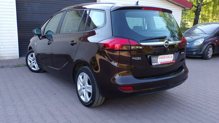 OPEL Zafira -