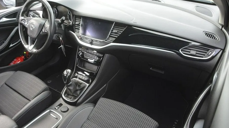 OPEL Astra -