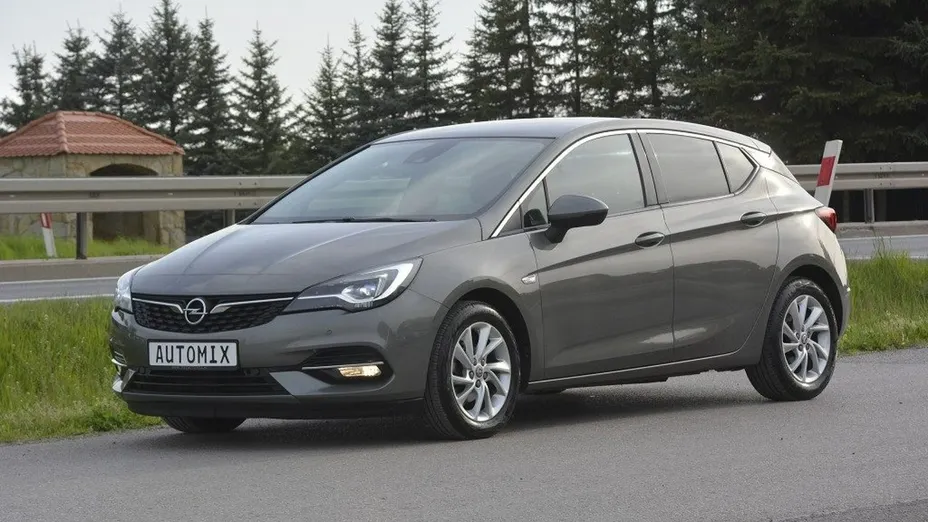 OPEL Astra -