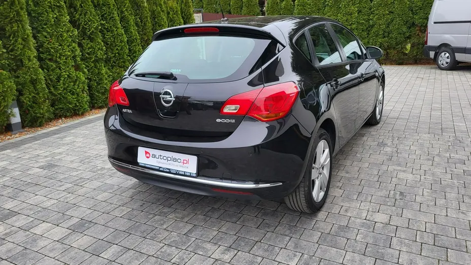OPEL Astra -
