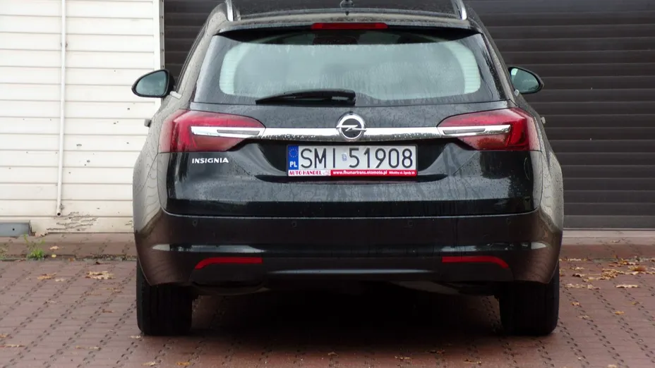 OPEL Insignia -