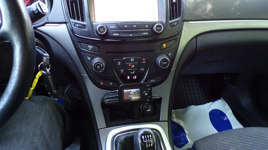 OPEL Insignia -