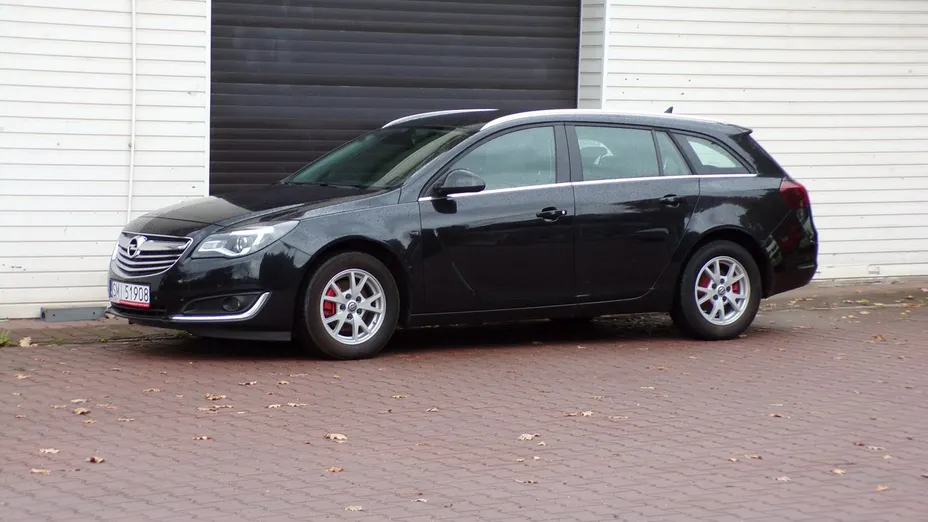 OPEL Insignia -