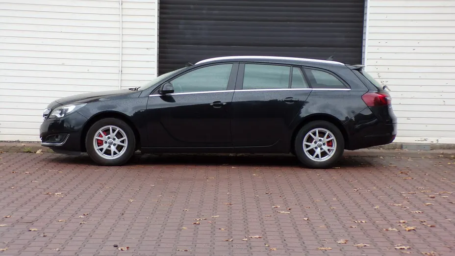OPEL Insignia -