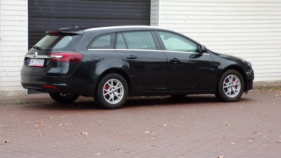 OPEL Insignia -