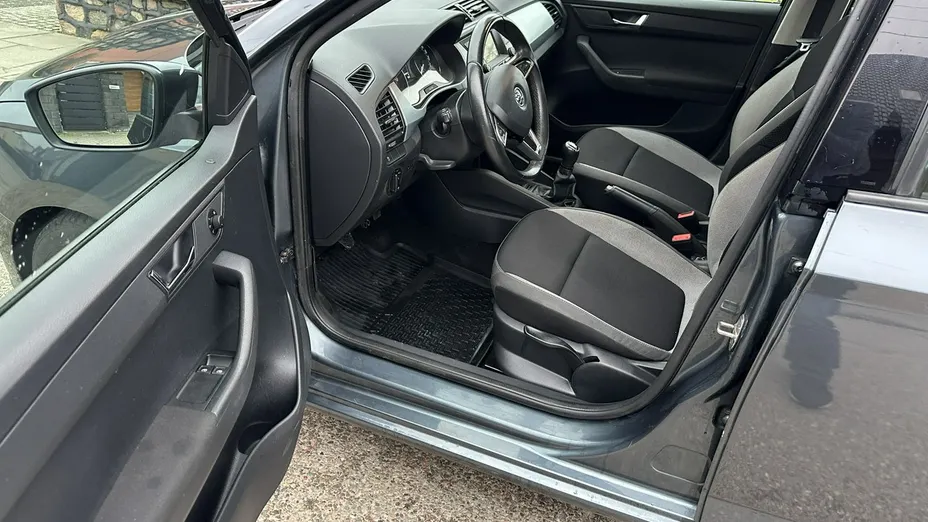 SKODA Fabia -