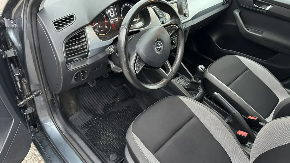 SKODA Fabia -