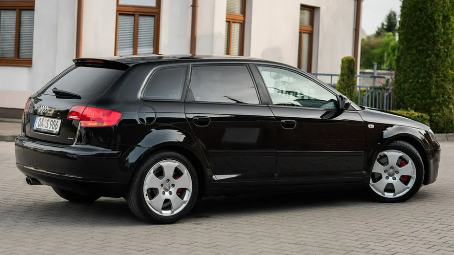 AUDI A3 -
