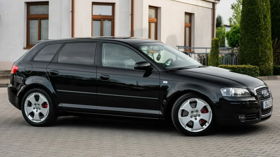 AUDI A3 -