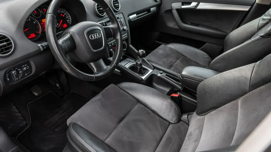 AUDI A3 -