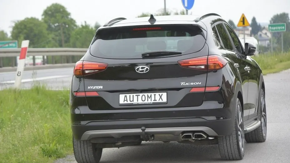HYUNDAI Tucson -