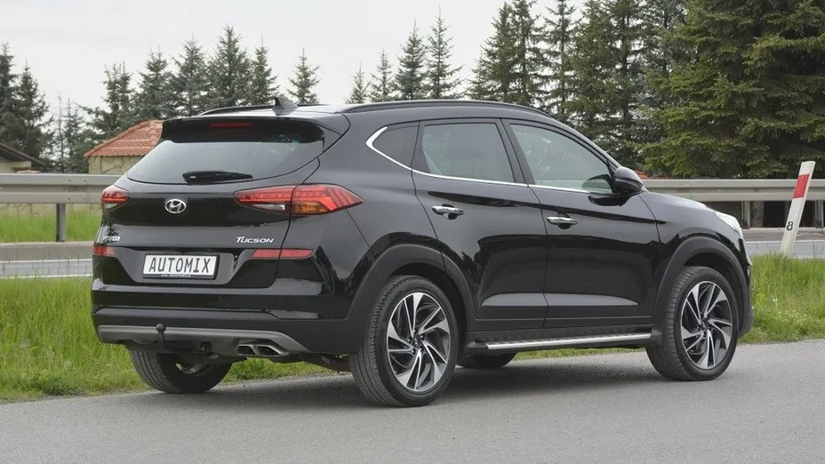HYUNDAI Tucson -