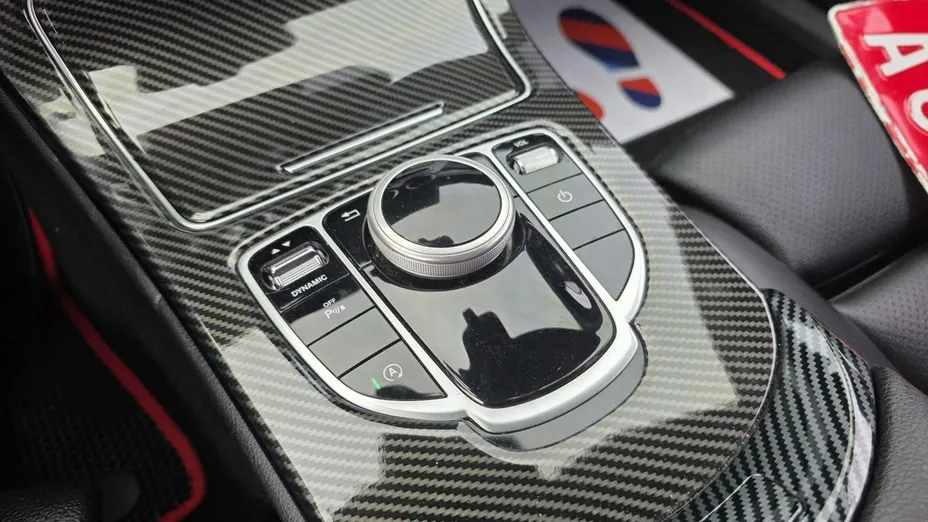 MERCEDES-BENZ C Klasa -