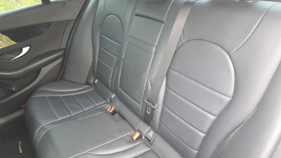 MERCEDES-BENZ C Klasa -