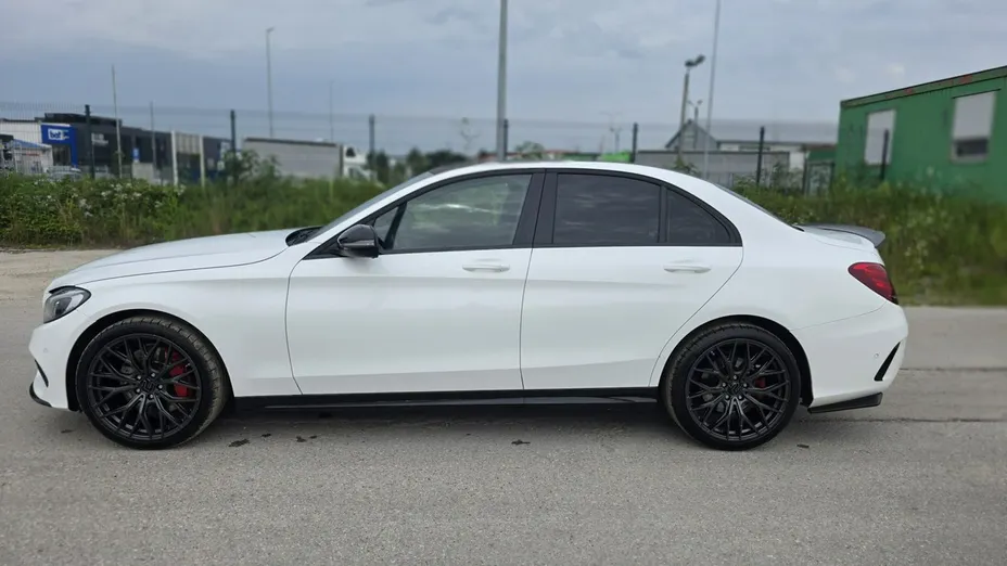MERCEDES-BENZ C Klasa -