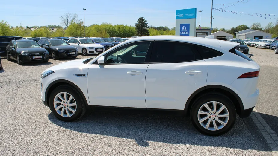 JAGUAR E-Pace -