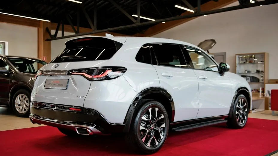 HONDA ZR-V -