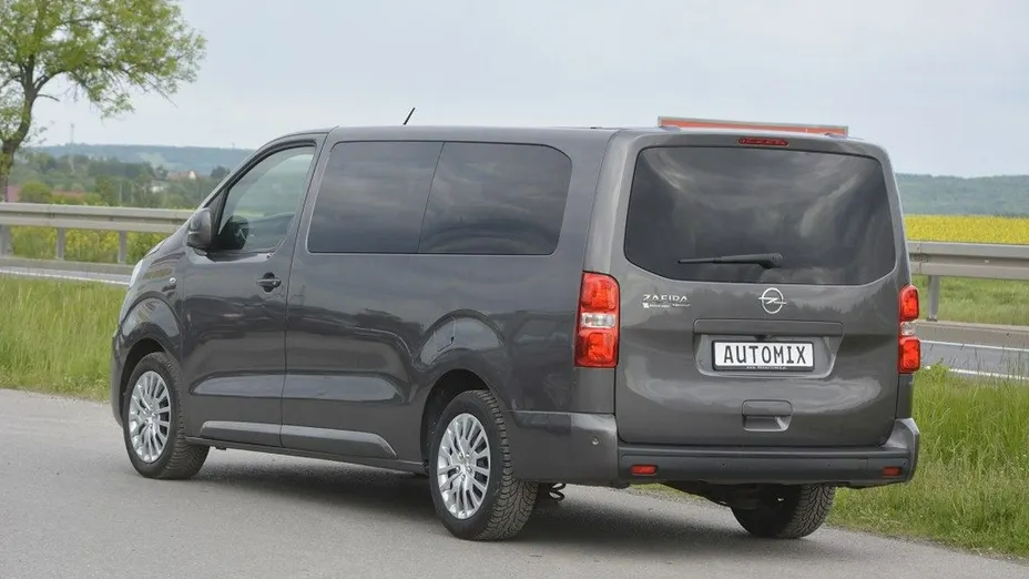 OPEL Zafira -
