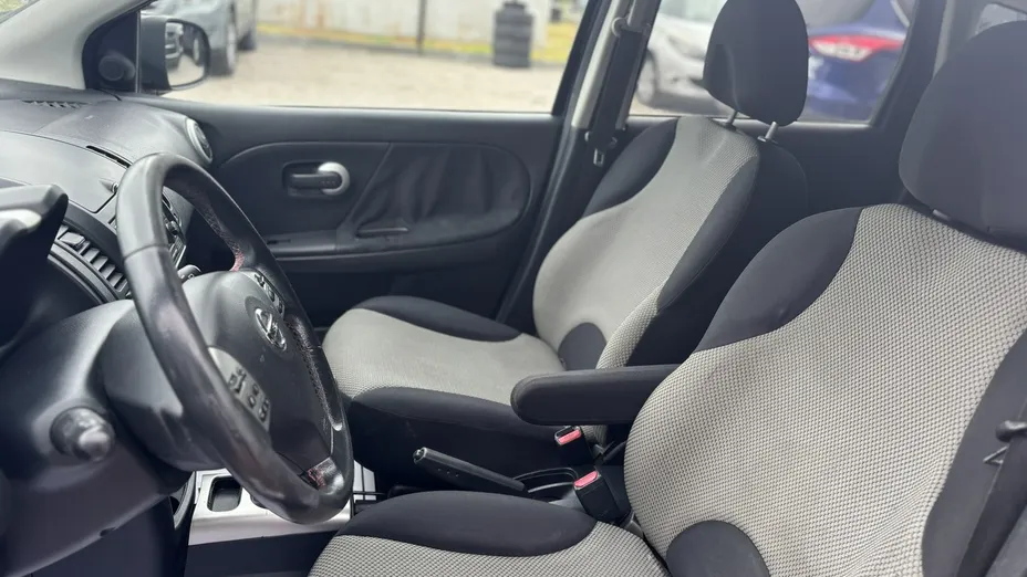 NISSAN Note -