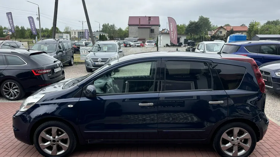 NISSAN Note -