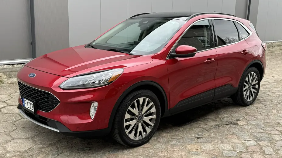 FORD Kuga -