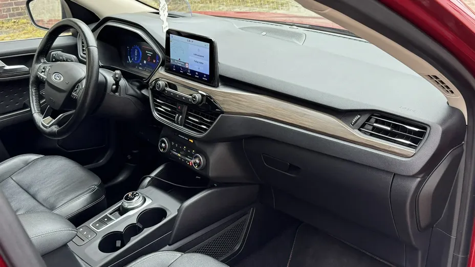 FORD Kuga -