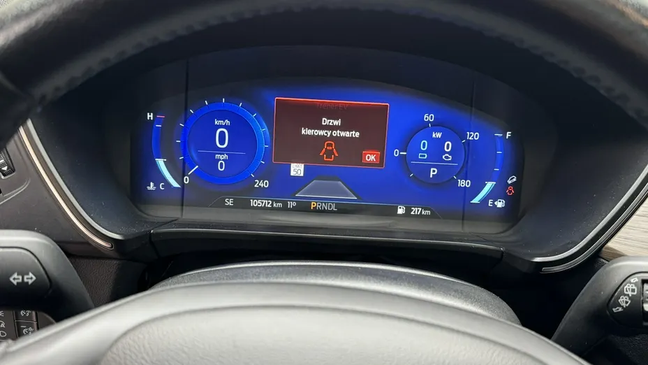 FORD Kuga -