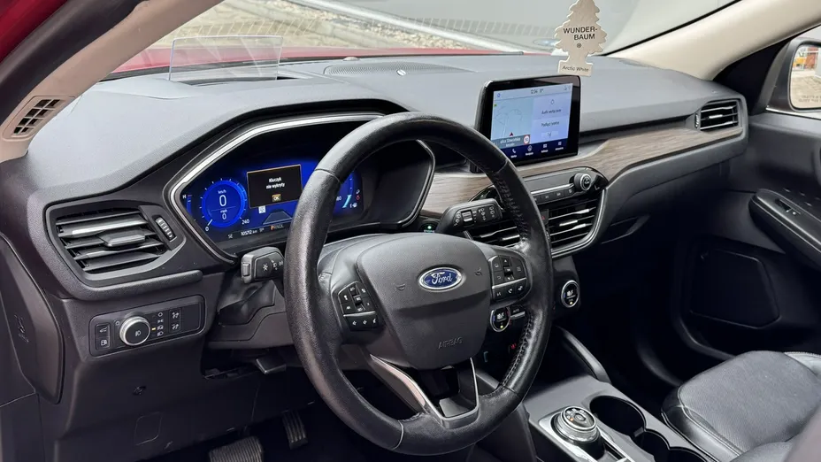 FORD Kuga -