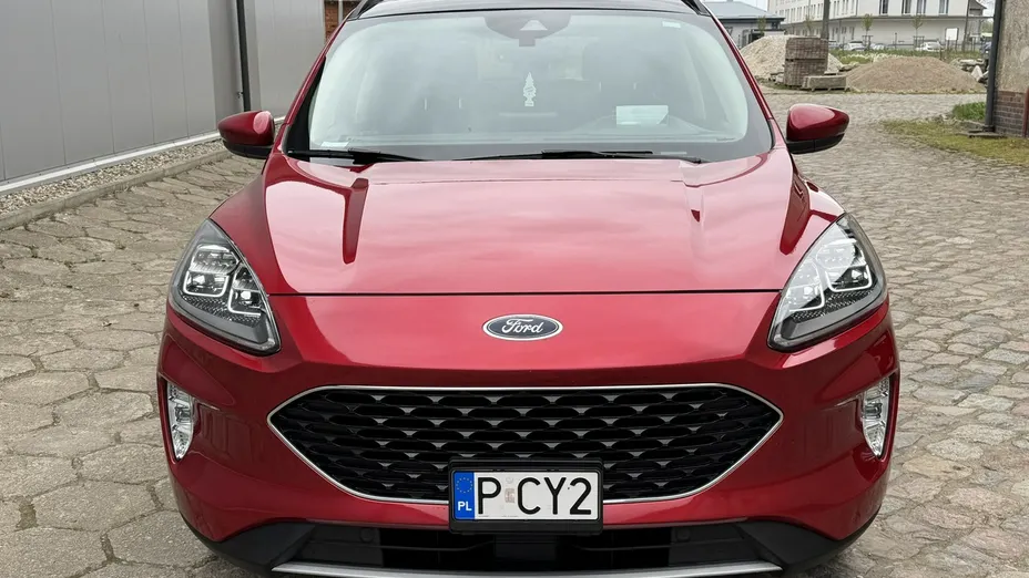 FORD Kuga -