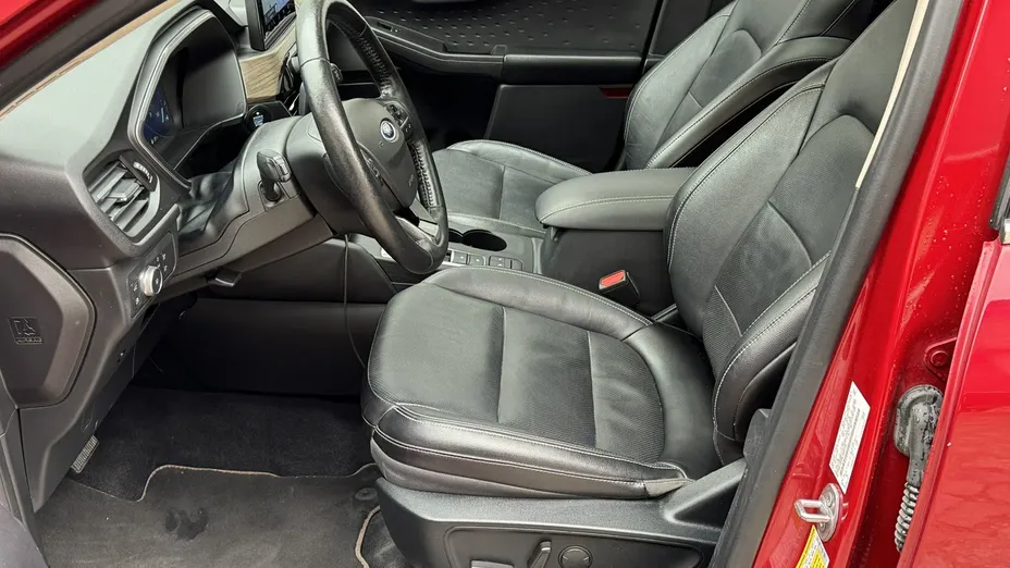 FORD Kuga -
