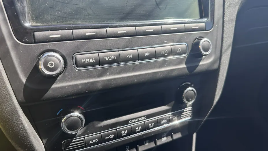 SKODA Rapid -