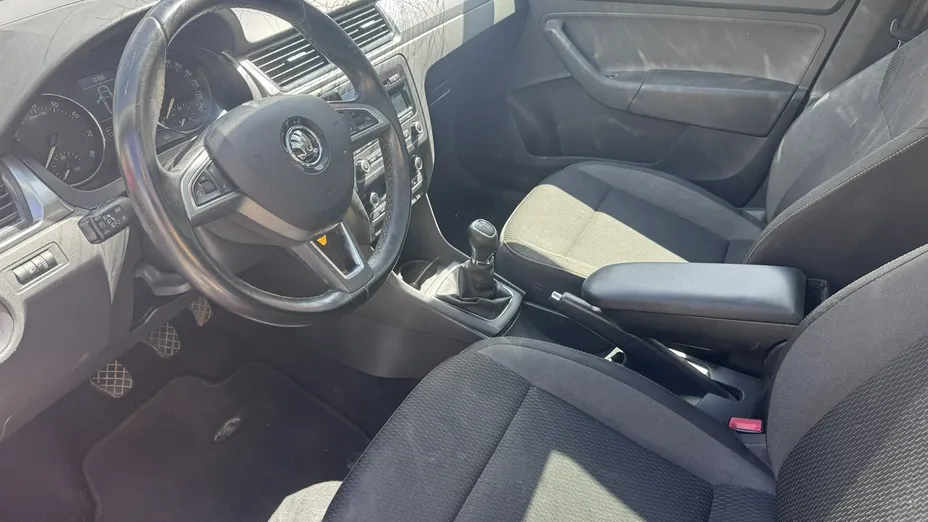 SKODA Rapid -